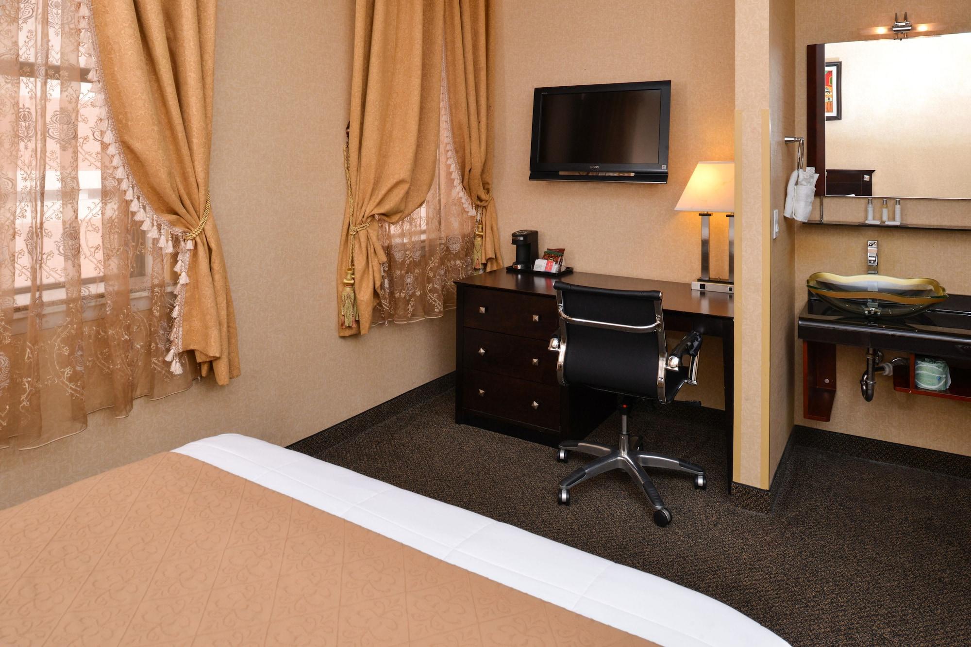 Baltimore Plaza Hotel Bagian luar foto
