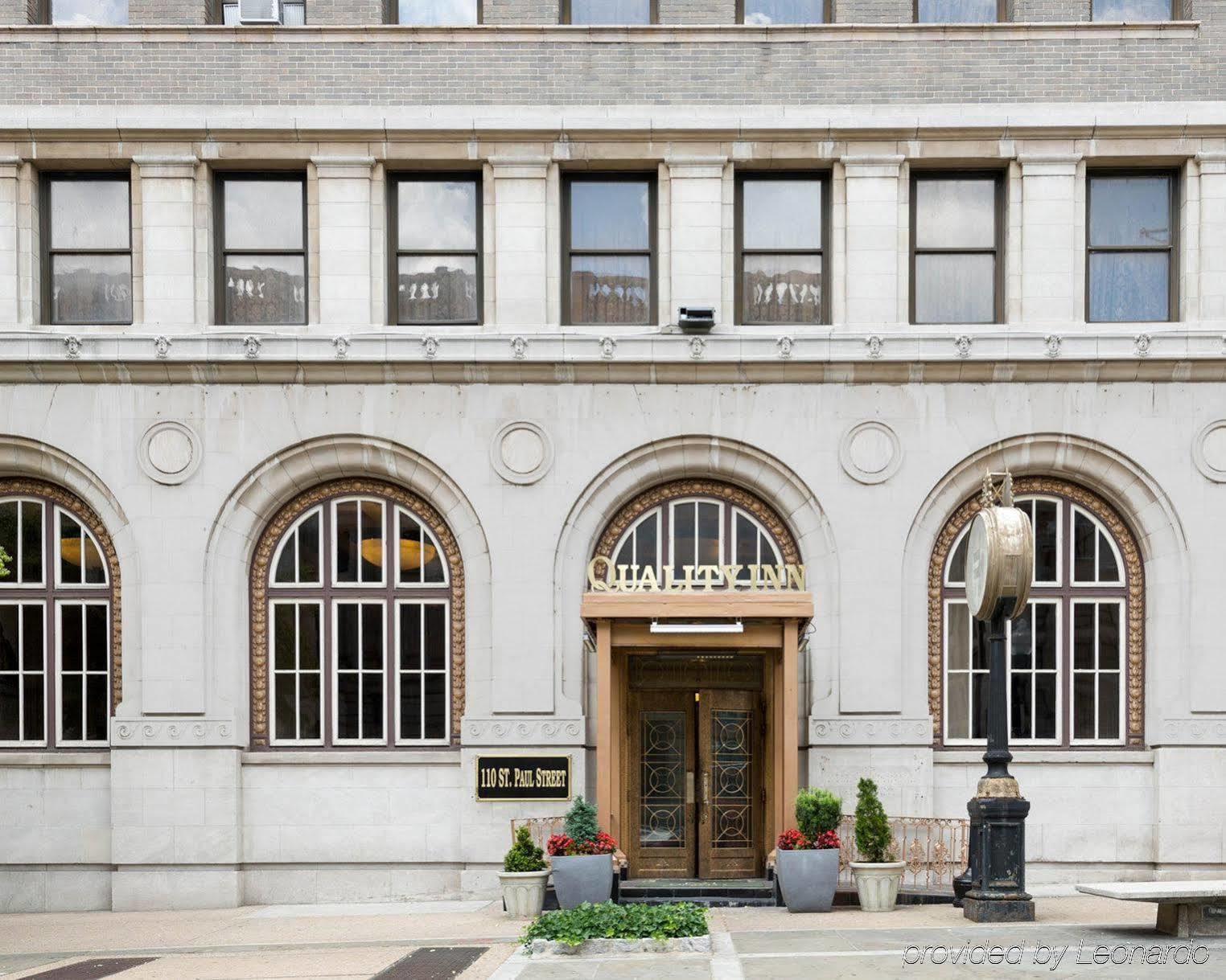 Baltimore Plaza Hotel Bagian luar foto