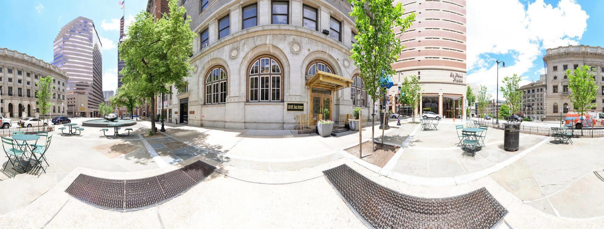 Baltimore Plaza Hotel Bagian luar foto